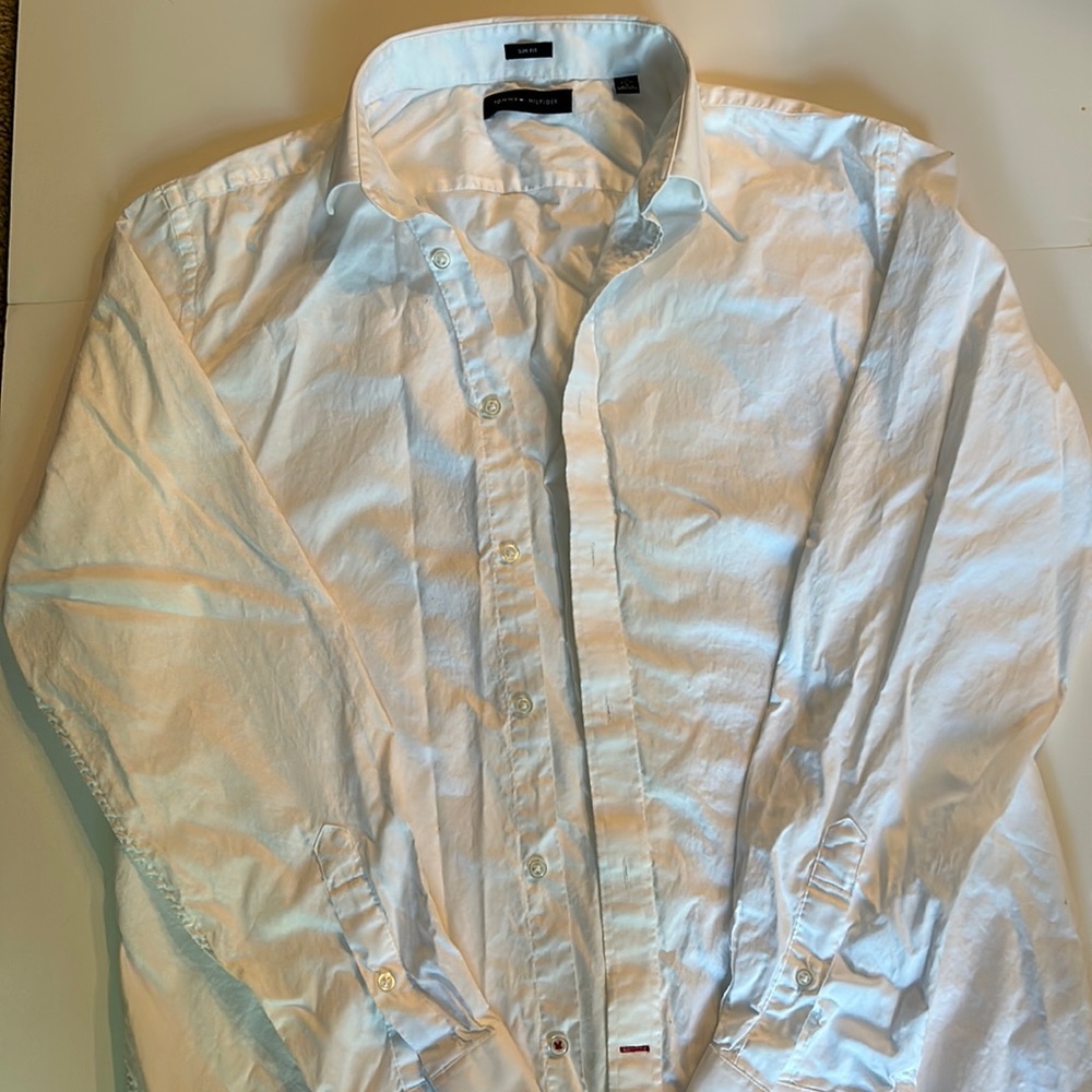 Tommy Hilfiger Men’s White Slim Fit button down shirt